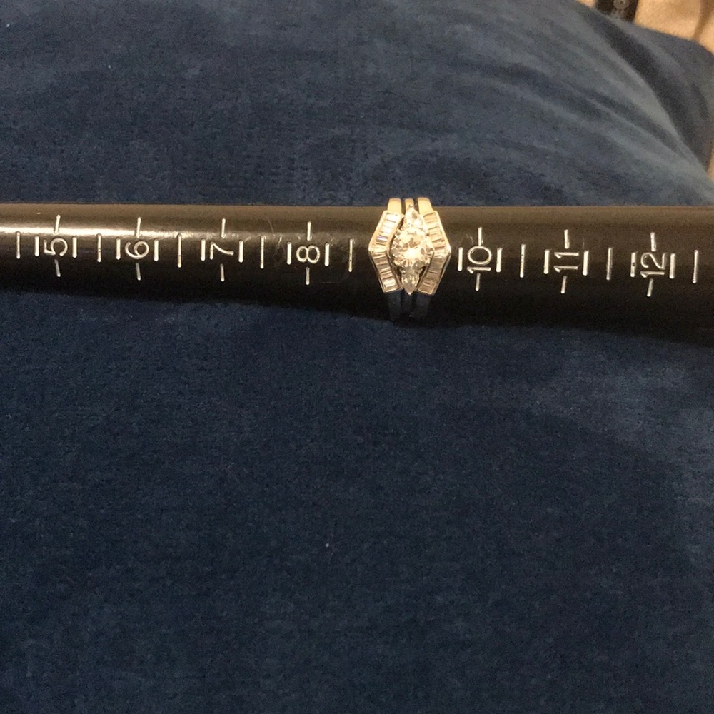 Brand new 925 sterling silver cz ring.